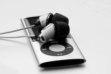 Što je iPod? Koje su osnovne karakteristike iPoda?