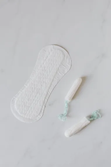 Od stresa do dojenja: 6 razloga zašto menstruacija kasni i kada se zabrinuti?