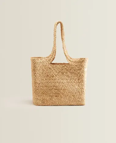 U Zari Home smo pronašle odlične torbe za stylish ljetne kombinacije