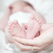Šest stvari koje ti nitko nije rekao o porodu i životu s novorođenčetom