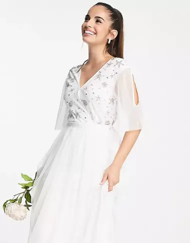 Boho romantika: Povoljne vjenčanice za mladenke boemskog duha