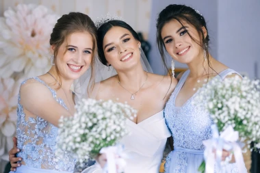 Crna boja, dekolte, šljokice? Ova modna pravila svadbenog odijevanja nemojte prekršiti
