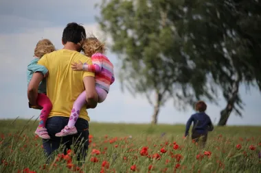 Teško djetinjstvo: Znakovi da si odrastala uz toksične roditelje
