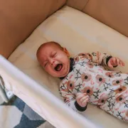 Zar muškarci zaista ne čuju plač bebe ili ga samo ignoriraju?
