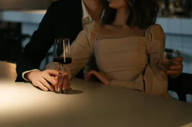 Kako prepoznati da ti ON šalje signale da ga seksualno privlačiš