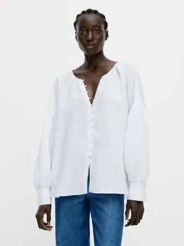 Bezvremenski klasici koje možeš uloviti na odličnom Massimo Dutti sniženju