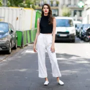 Bijele traperice podižu svaki look. Evo ideja kako ih nositi ovog ljeta