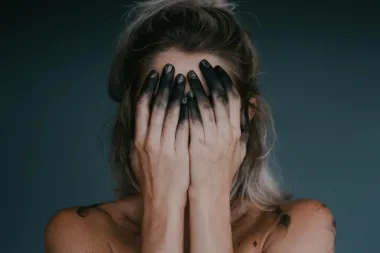 Kad te stres preuzme: Ovo su znakovi da si emocionalno iscrpljena