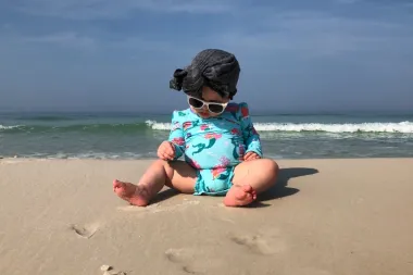 Beba i more - da ili ne? Izjava pedijatra da bebe nemaju što tražiti na plaži izazvala pravu lavinu