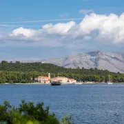 Badija - čaroban otočić na kojem možeš susresti jelene