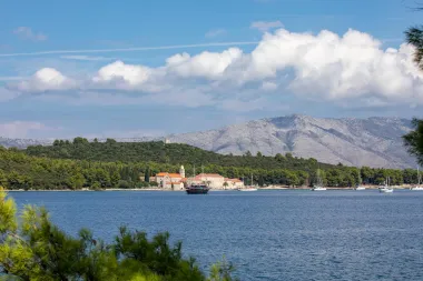 Badija - čaroban otočić na kojem možeš susresti jelene