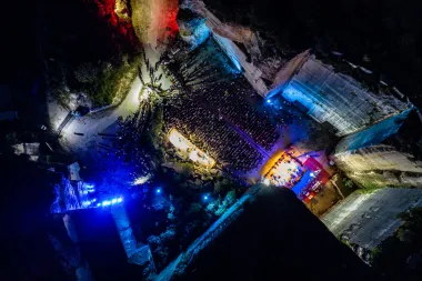 Festival Rocks&Stars @ Cave Romane – spektakl kulture i solidarnosti