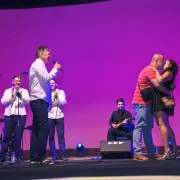 Klapa Rišpet oduševila na opatijskoj pozornici: Pala je i prosidba
