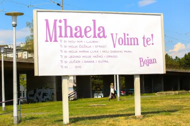 Ljubav s Peščenice: Bojanova poruka Mihaeli postala je hit na društvenim mrežama