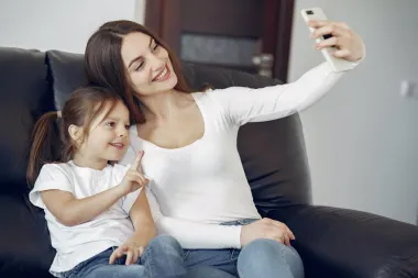 Objavljivanje fotografija svoje djece na društvenim mrežama - da ili ne?