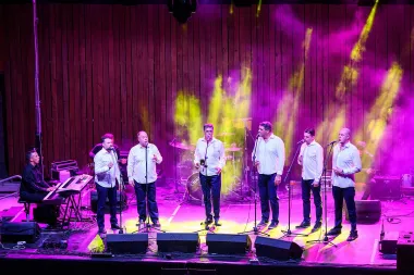 Impresivan koncert klape Rišpet na rasprodanoj tvrđavi sv. Mihovila