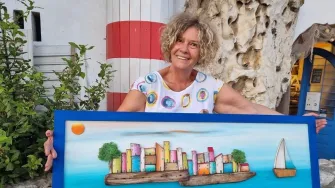 #podrzidomace: Drveni val je ostvarenje Željkinog sna, a njezini radovi donose dašak mora u domove