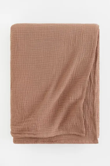 Stižu novi trendovi, a H&M Home ima najljepše detalje za jesensko uređenje doma
