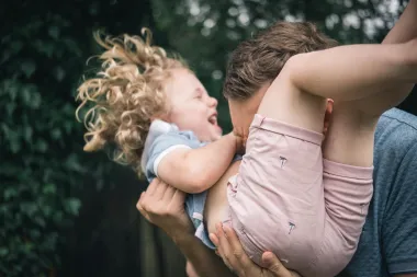 Koji horoskopski znakovi su rođeni očevi, a koji se gube u roditeljskoj ulozi?