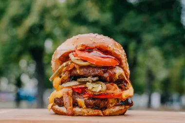 Počeo je Zagreb Burger festival i veći je no ikad prije
