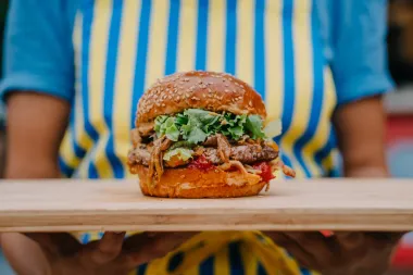 Počeo je Zagreb Burger festival i veći je no ikad prije
