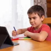 Nije sve u ocjenama: Potakni dijete na učenje s razumijevanjem