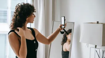 Šalješ golišave fotografije svom dragom? Evo pravila koje je dobro slijediti