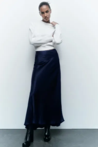 Suknje ćemo nositi i u hladnijim danima - imamo stylish ideje kako ih kombinirati