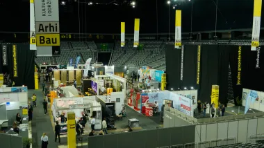 ArhiBau spaja arhitekte, projektante, graditelje, javni sektor, izlagače i posjetitelje s temama zelene energetike, arhitekture, urbanizma