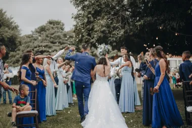 Djeca na vjenčanju - da ili ne? Mladenci zabranili dolazak djece na svadbu i izazvali veliku raspravu