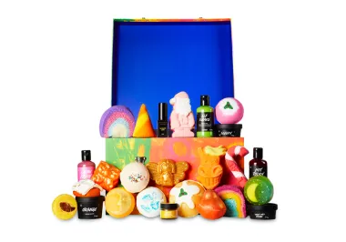 Stigli su prvi beauty adventski kalendari i božićni setovi – izdvojile smo najljepše