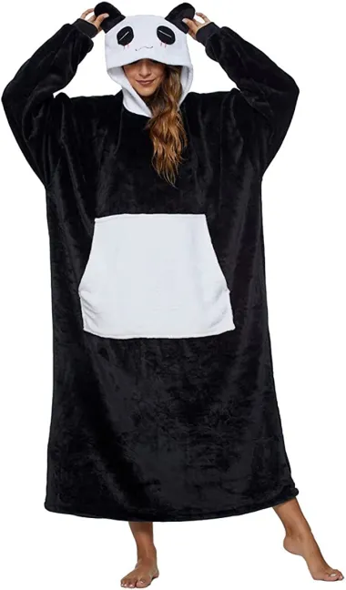 Želimo ih sve: Hoodie dekice i ove su godine hit jer osim što griju, genijalnog su dizajna