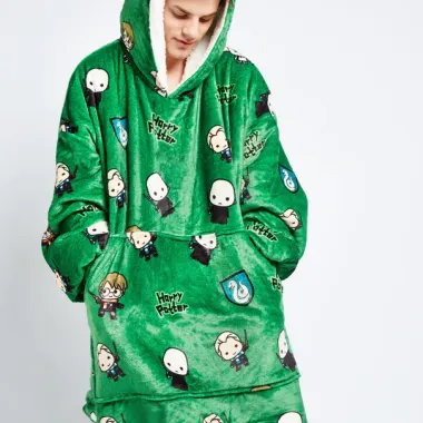 Želimo ih sve: Hoodie dekice i ove su godine hit jer osim što griju, genijalnog su dizajna