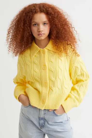 Međusezonsko sniženje u H&M-u: 10 klasičnih komada koje želimo 'uloviti'