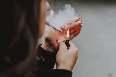 Dermatologinja otkriva 4 najčešća razloga zašto nokti požute