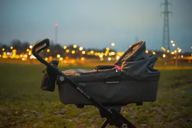 Pametno ili suludo? Bebe u Skandinaviji spavaju vani i kada su temperature ispod nule