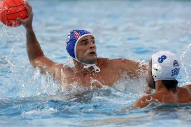 Ratko Štritof, legenda hrvatskog vaterpola, predstavlja novi projekt - dječji zimski kamp vodenih sportova i skijanja