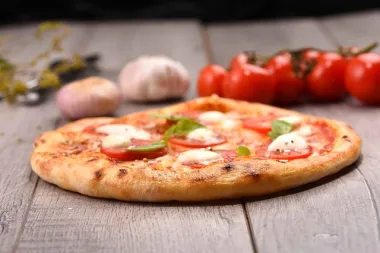 Recept kako se priprema najbolja domaća pizza margherita