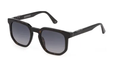 Modne piste su rekle svoje: sunčane naočale su must-have i ove zime
