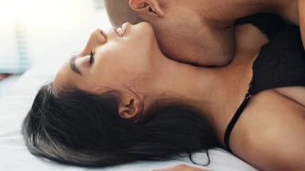 &Scaron;to mu&scaron;karci vole? 8 poza kojima će&scaron; odu&scaron;eviti svog partnera