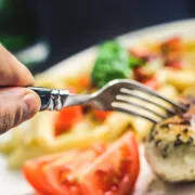 Ideja i recept za brz i zdrav ručak piletina s povrćem