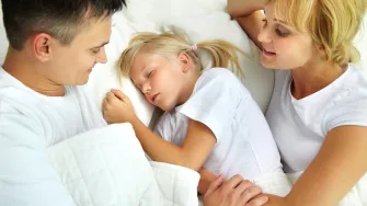 Djeca koja spavaju s roditeljima pametnija su i uspješnija?