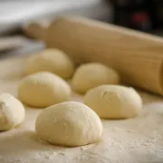 Kako pripremiti domaće prhko tijesto za pitu?