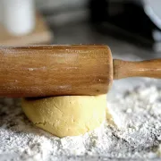 Kako se pripremaju brzi kolači od dizanog tijesta?