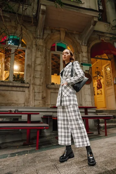 Nova Versage kolekcija  - inspiracija za neodoljivu jesensku modnu priču