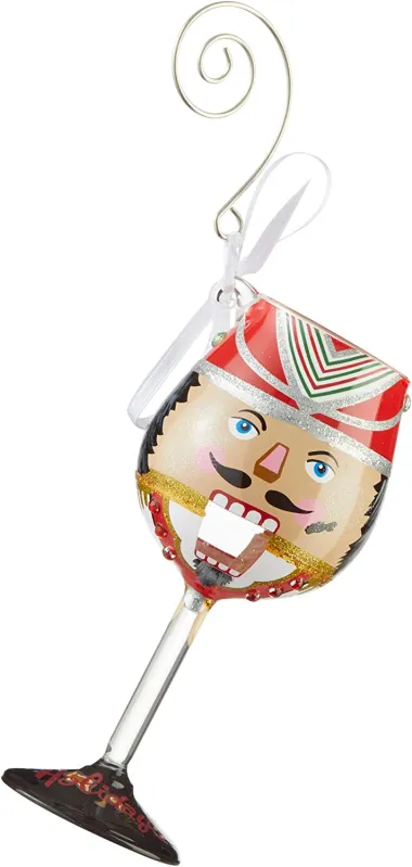 Totalni hit: Ove godine bor ukrašavamo neodoljivim čašama za vino i koktele