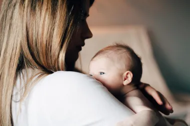 Majčinska krivnja sve je češća pojava među novim mamama, a ovo su najčešći uzroci