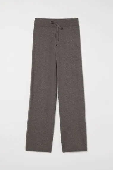 Neodoljivi komadi iz H&M premium kolekcije koje želimo za zimu