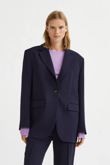 Neodoljivi komadi iz H&M premium kolekcije koje želimo za zimu