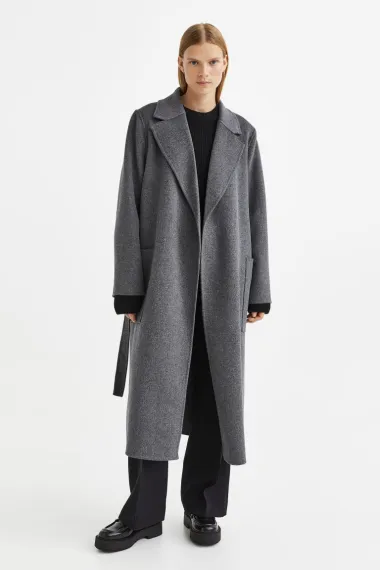 Neodoljivi komadi iz H&M premium kolekcije koje želimo za zimu